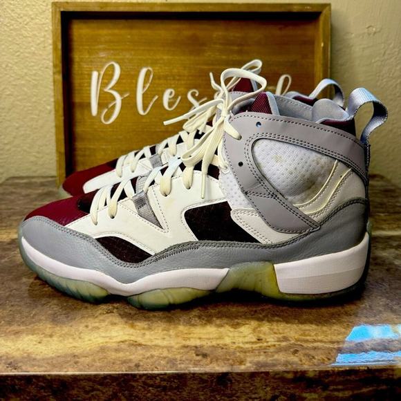 Nike Air Jordan Jumpman Two Trey (23), Cherrywood Red, Men’s 11.5 US - Picture 1 of 11